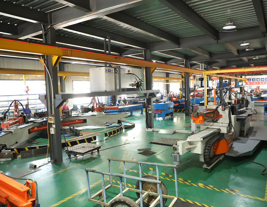 北京數控拉彎加工廠恭祝客戶朋友們春節快樂！