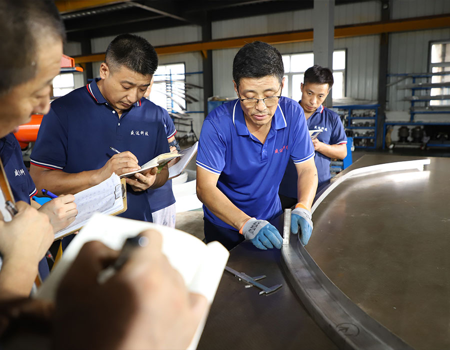 鋁型材彎弧加工在生產型材冷彎的過程會遇到哪些問題