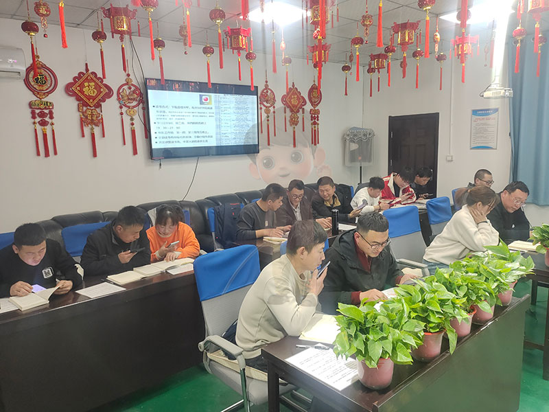 思維破繭，共赴成長：北京鋁型材彎弧加工廠共讀聯盟學習小組進階之旅