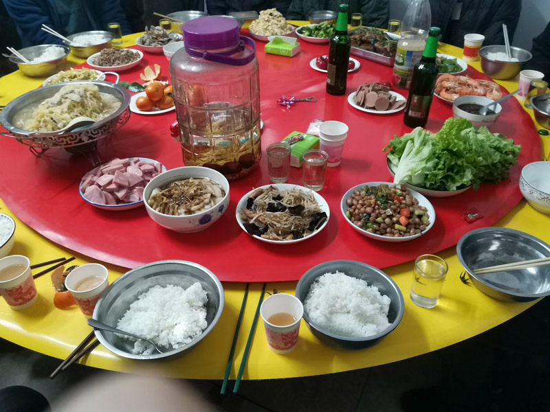 《感恩有你，“職”迎新生——北京型材拉彎廠感恩節(jié)特別聚餐》