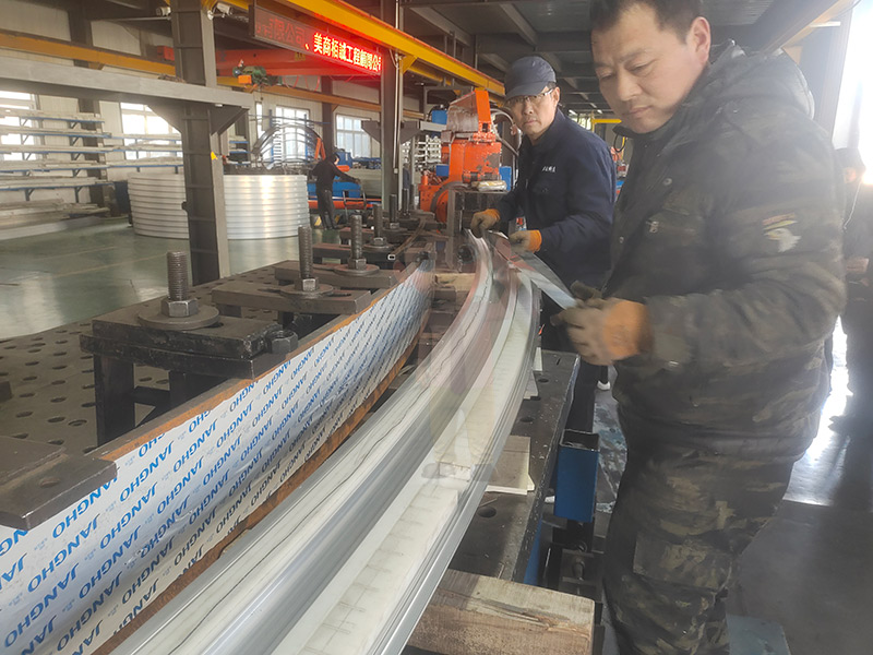 北京精細拉彎加工廠匠心迎貴客,見證品質(zhì)滿意歸 北京精細拉彎加工廠匠心迎貴客,見證品質(zhì)滿意歸