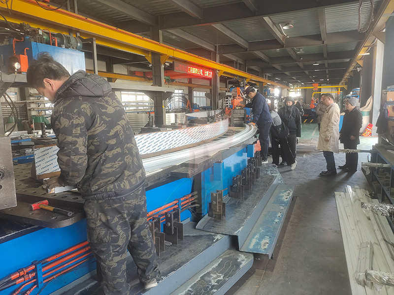 北京精細拉彎加工廠匠心迎貴客,見證品質(zhì)滿意歸 北京精細拉彎加工廠匠心迎貴客,見證品質(zhì)滿意歸